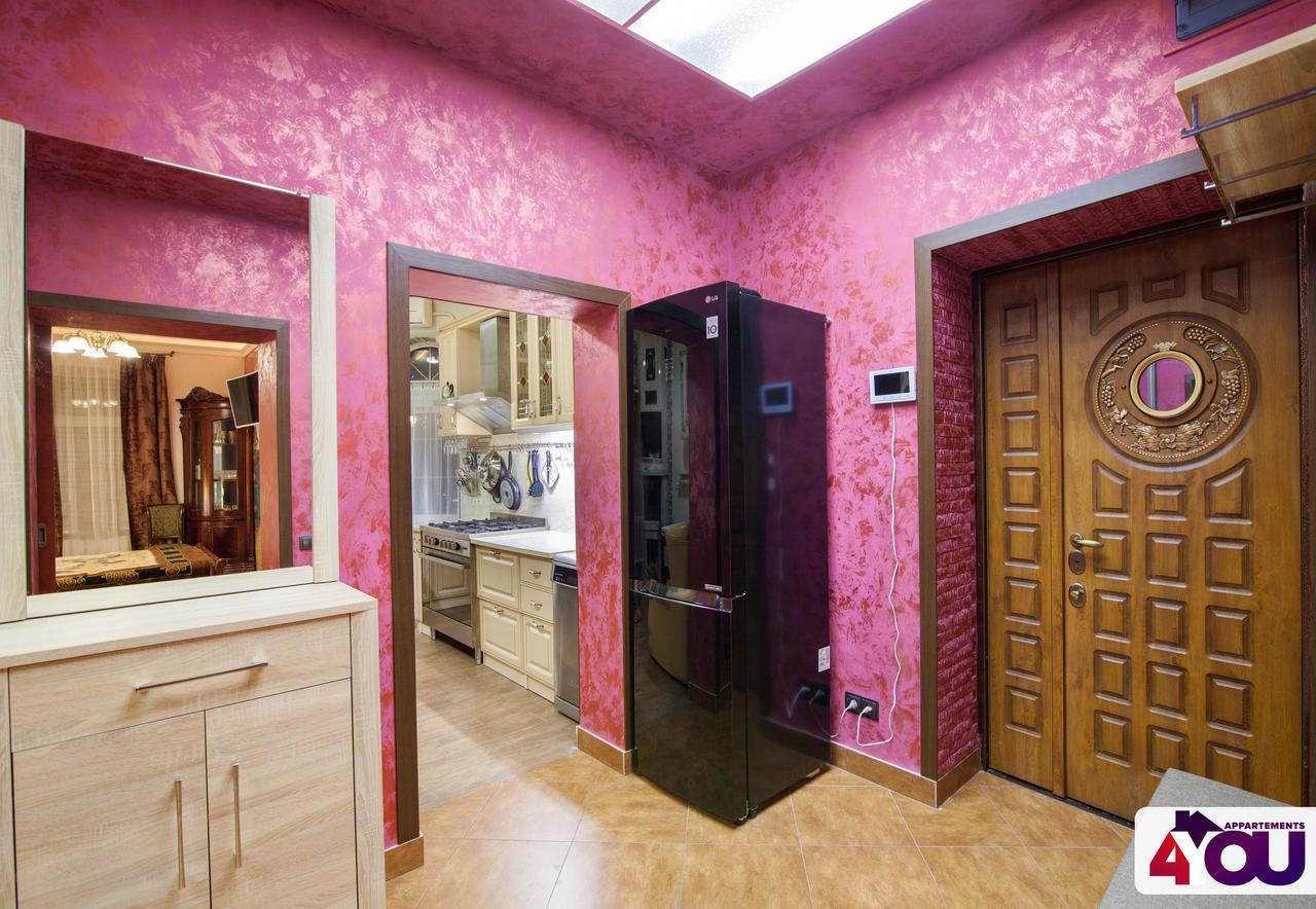 4You Apartaments Lviv Eksteriør bilde